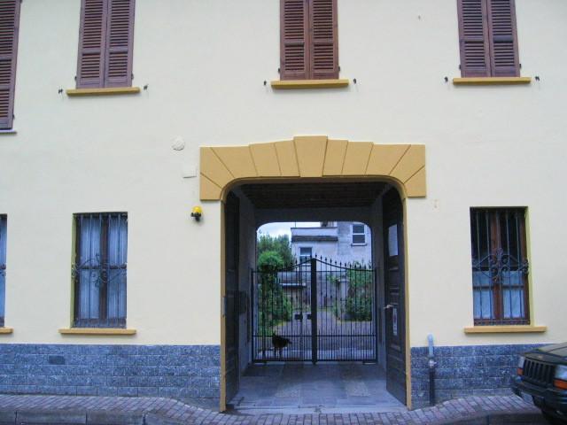 Le Petit Fleur Hotel Bareggio Exterior photo